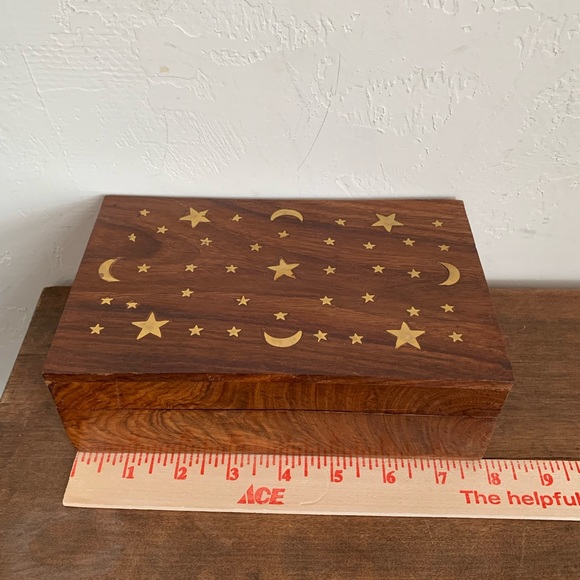 Celestial Stars and Moon Brass Inlay Jewelry Storage Box - Picture 9 of 11